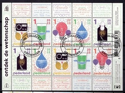 gestempeld velletje. jaar 2015: ontdek de wetenschap, Ophalen of Verzenden, Na 1940, Gestempeld