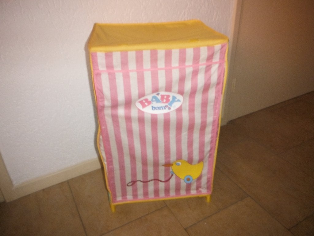 baby born kledingkast + nieuwe hangertjes, Ophalen, Nieuw, Babypop