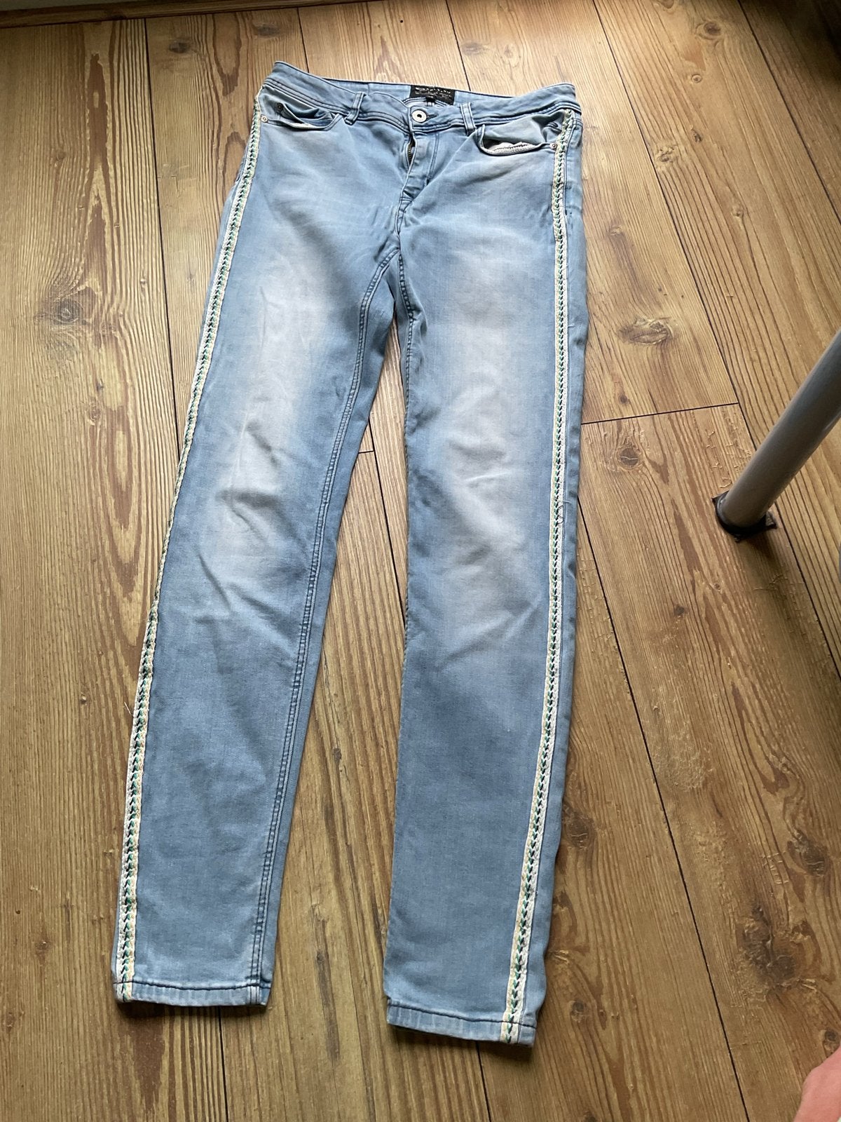 Expresso Jeans met Borduursel Maat 38, Ophalen of Verzenden, Zo goed als nieuw, Blauw, W30 - W32 (confectie 38/40)