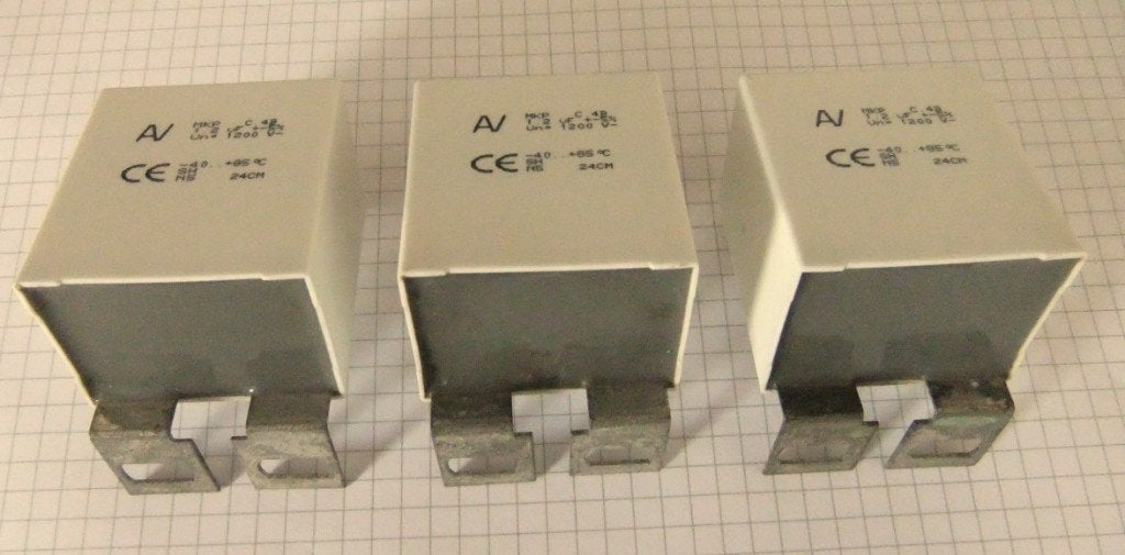 Kemet Condensators 1.2 uF - 1200 VDC (3 Stuks), Hobby en Vrije tijd, Ophalen of Verzenden, Gebruikt