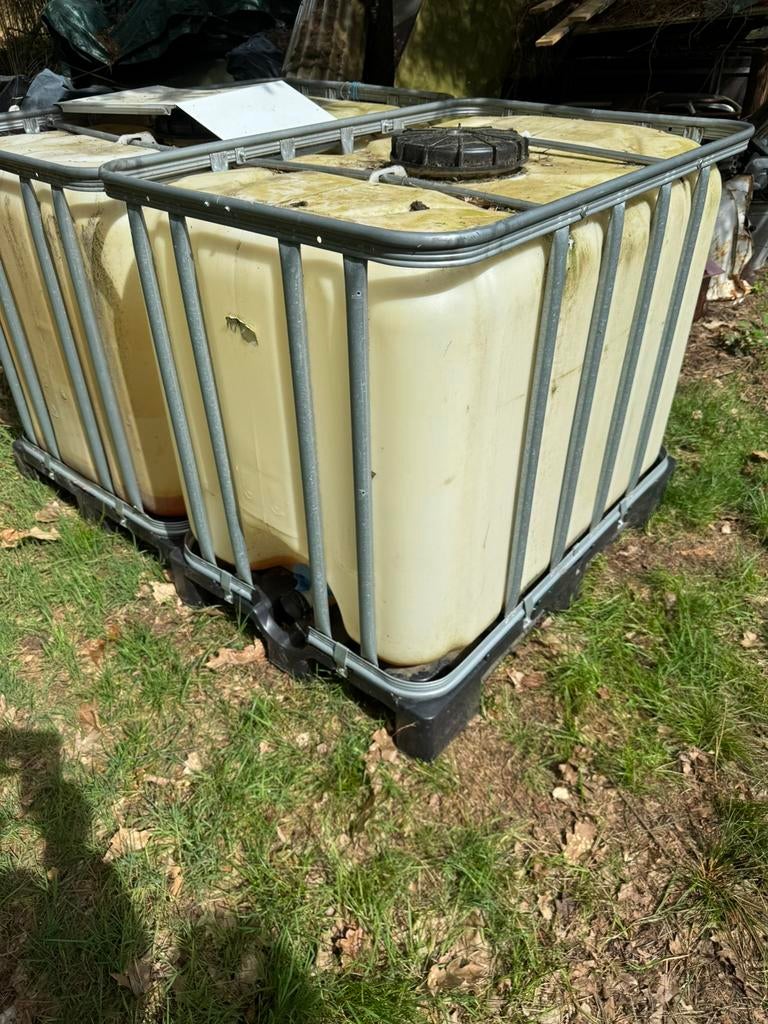 Ibc 600 liter, Tuin en Terras, Regentonnen, Ophalen, Kunststof, Gebruikt, Met kraantje
