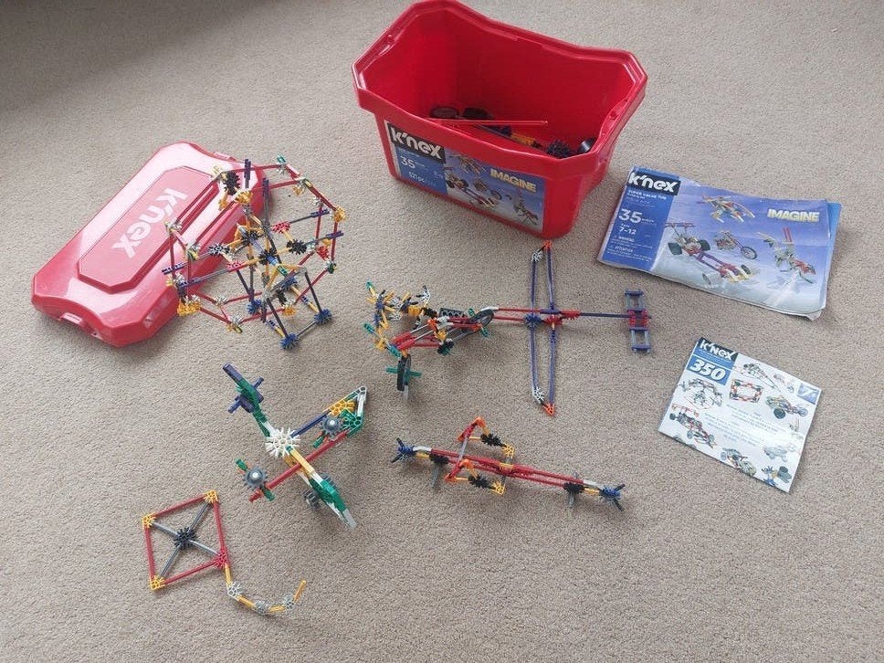 K'nex Super Value Tub 521 stuks - Zo goed als nieuw, Ophalen of Verzenden, Zo goed als nieuw, K'nex