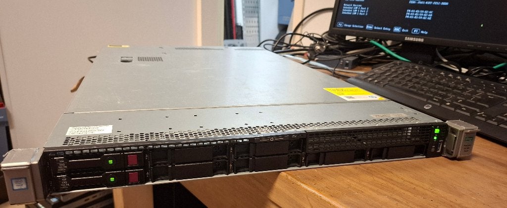 HP Proliant DL360 Gen9 met 28 cores, Computers en Software, Servers, 2 tot 3 Ghz, 32 GB, Hot swappable onderdelen, Refurbished