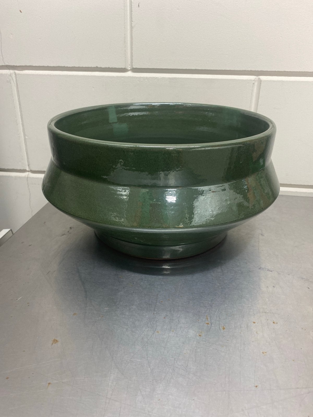 Nieuwe groene keramische schaal - Urban Bowl 3.2, Huis en Inrichting, Woonaccessoires | Schalen en Manden, Porselein of Keramiek