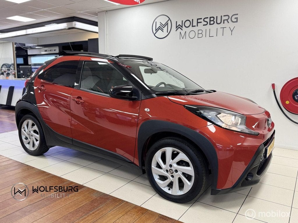 Toyota Aygo X 1.0 VVT-i MT Play | Line Assist| Climate & Cru, Auto's, Toyota, Bedrijf, Te koop, Aygo X, ABS, Achteruitrijcamera