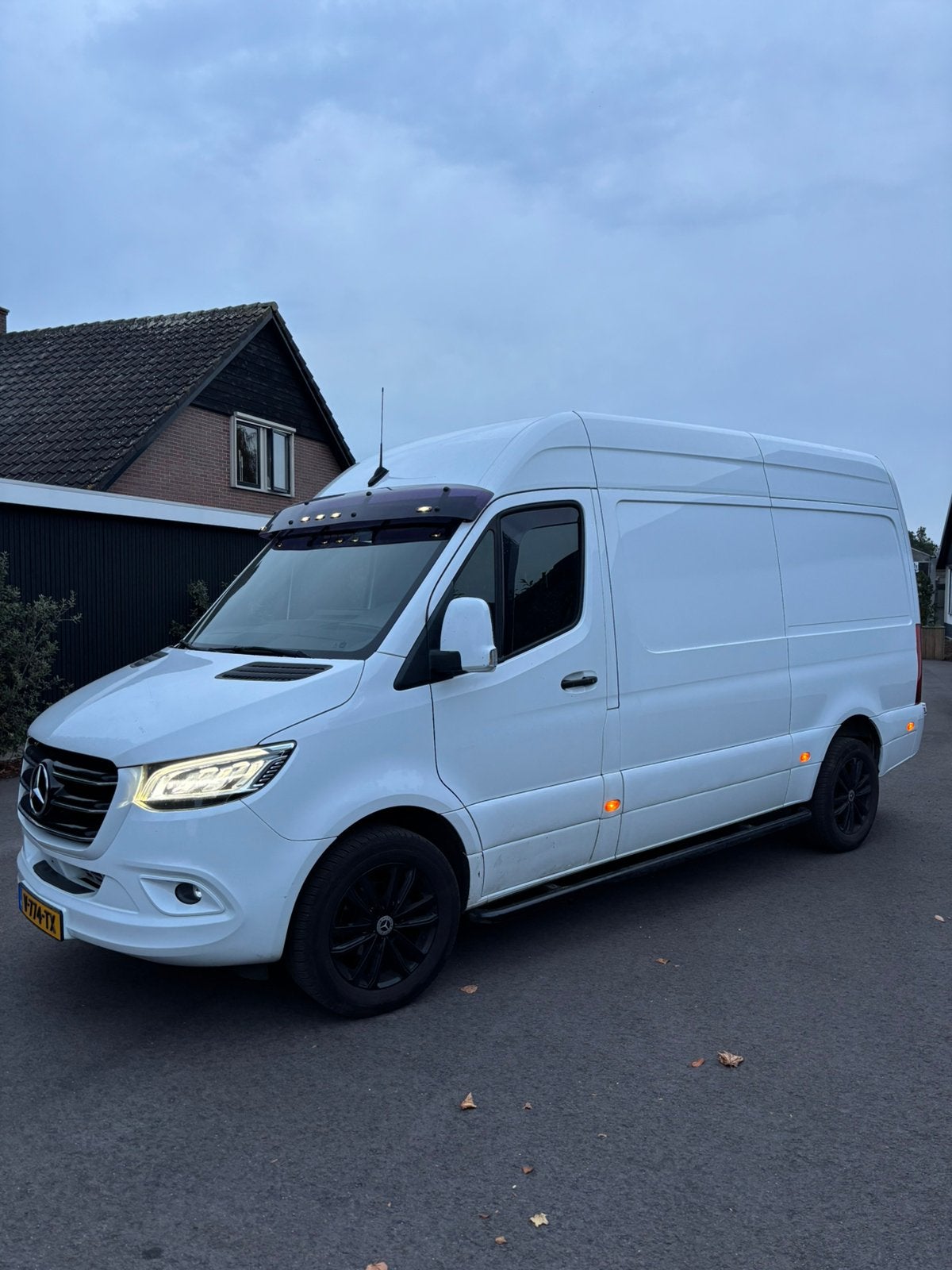 Mercedes-Benz Sprinter 319 CDI V6 L3H2 Automaat, Automaat, Winterpakket, Zwart, 190 pk