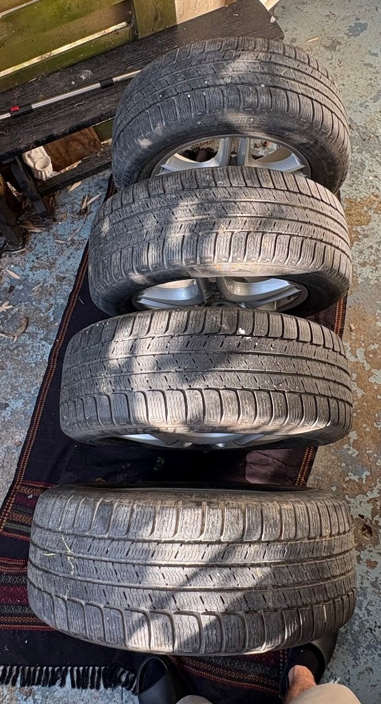 Originele 18 inch Porsche Cayenne Velgen + Michelin (4mm), Ophalen, 18 inch, Gebruikt, 255 mm