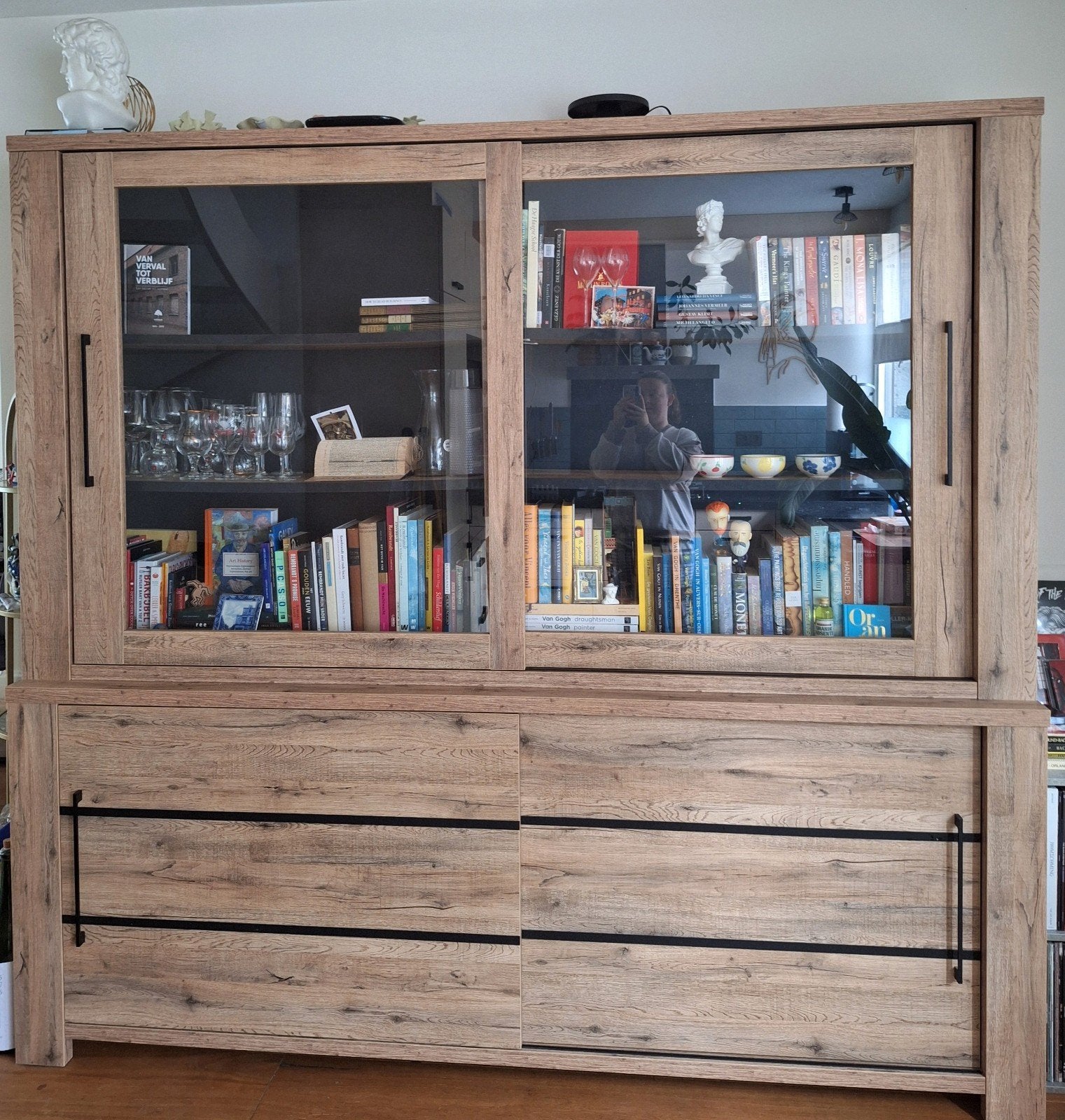 Vitrinekast / Buffetkast, Huis en Inrichting, Kasten | Buffetkasten, Ophalen, Met deur(en), 200 cm of meer, Zo goed als nieuw