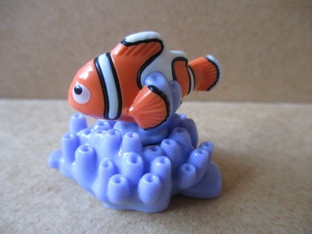 adv10093 nemo poppetje 2, Ophalen, Gebruikt, Beeldje of Figuurtje