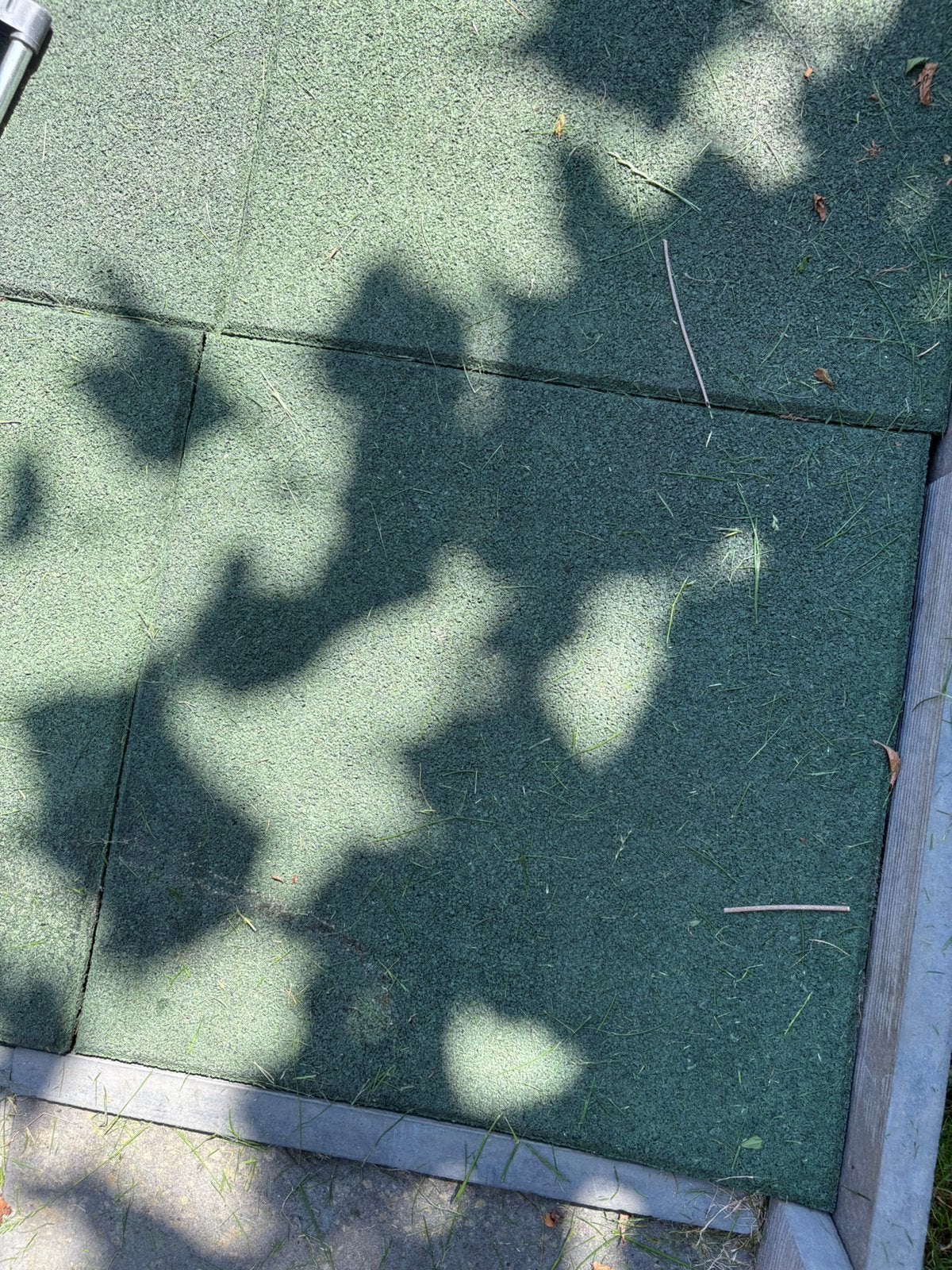 42 groene rubberen tegels 25mm 50x50 voor speeltuin, Tuin en Terras, Tegels en Klinkers, Ophalen, Gebruikt, Rubber, Overige typen