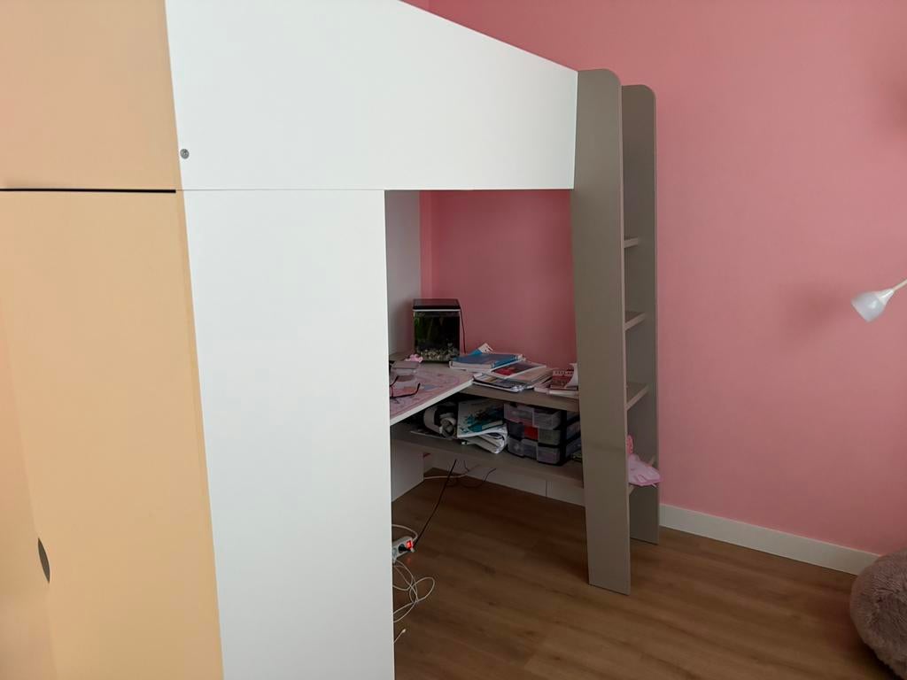 Kinder hoogslaper met bureau en kast – complete set, Ophalen, Zo goed als nieuw, Hoogslaper