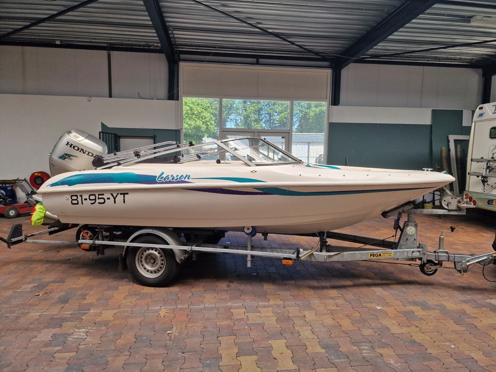 Larson Flyer Speedboot met Honda 75pk buitenboordmotor, Watersport en Boten, Speedboten, Ophalen, Buitenboordmotor