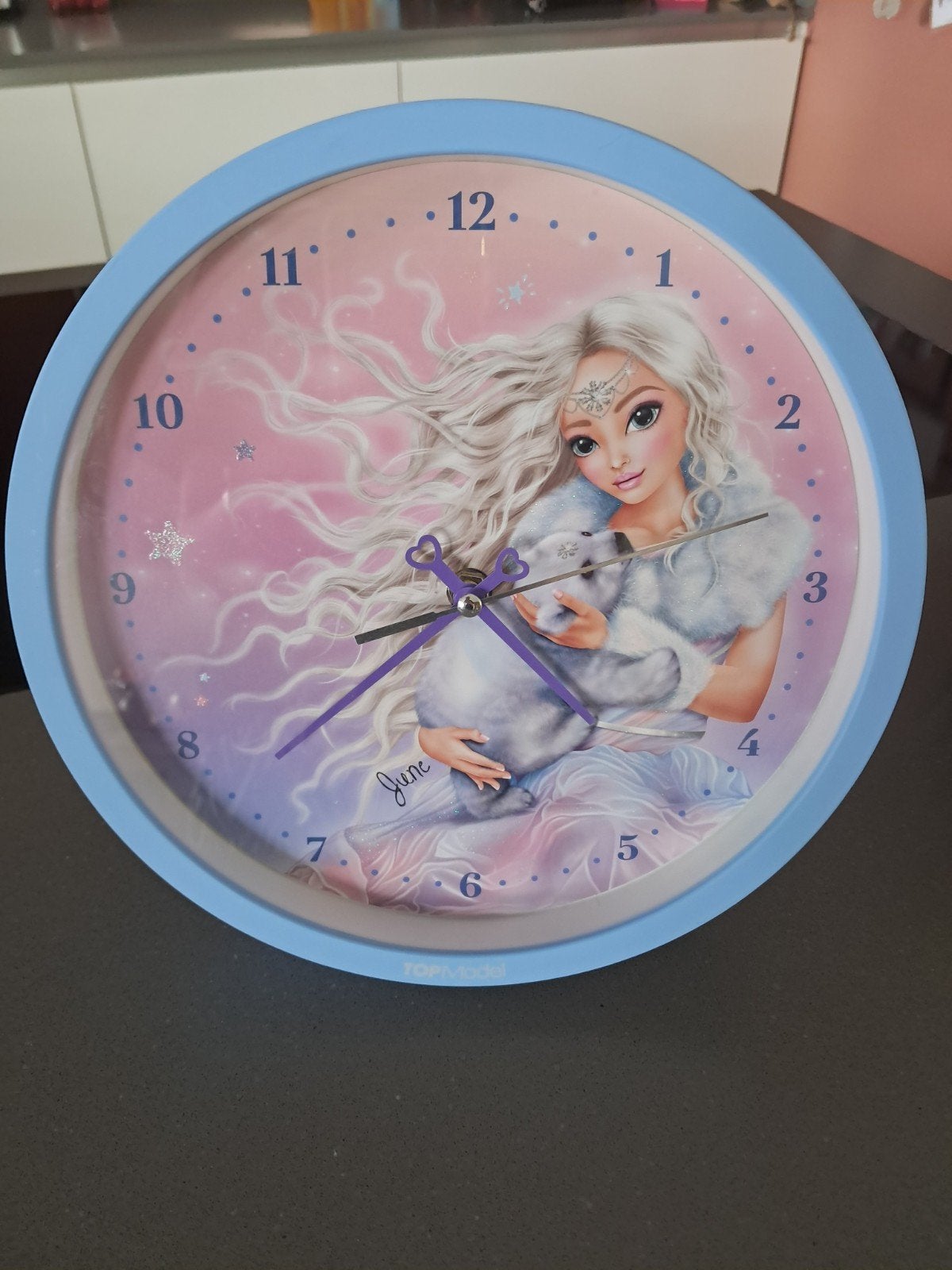 Klok top model, Ophalen, Zo goed als nieuw, Wandklok