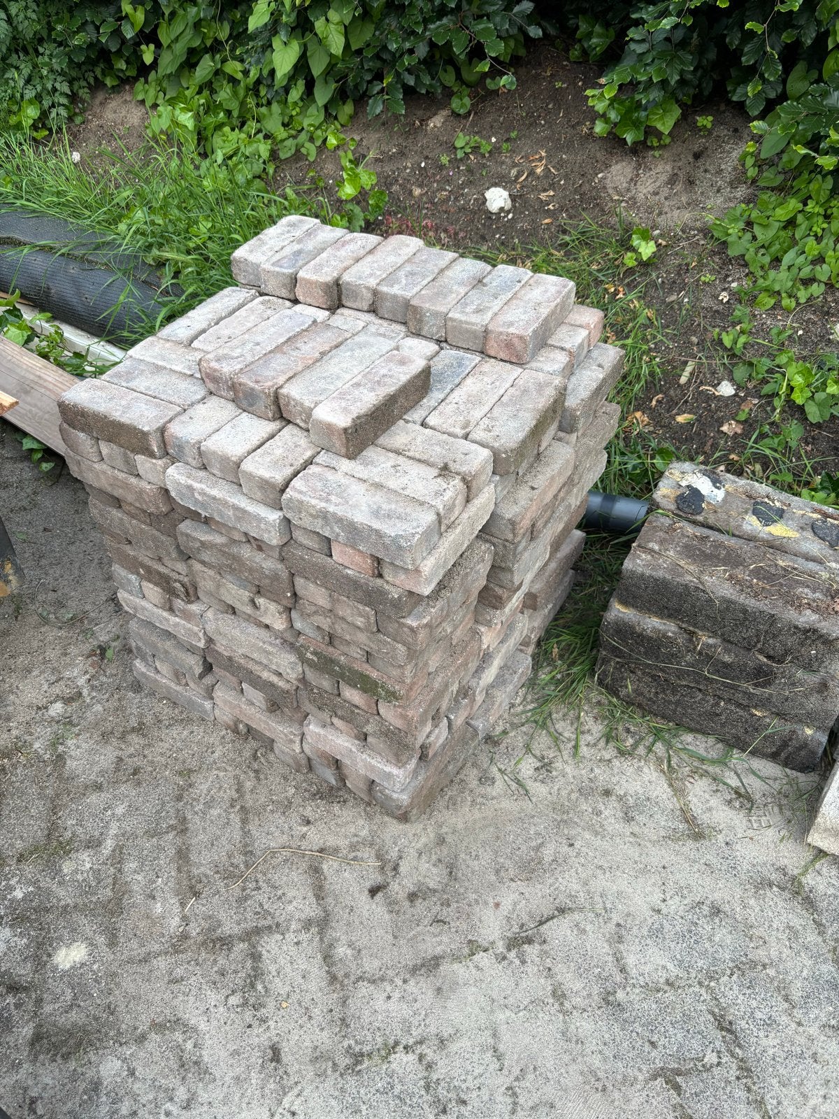 Waaltjes rood grijs - ca. 5m2, Tuin en Terras, Tegels en Klinkers, Ophalen, Gebruikt, 5 tot 10 m², Klinkers