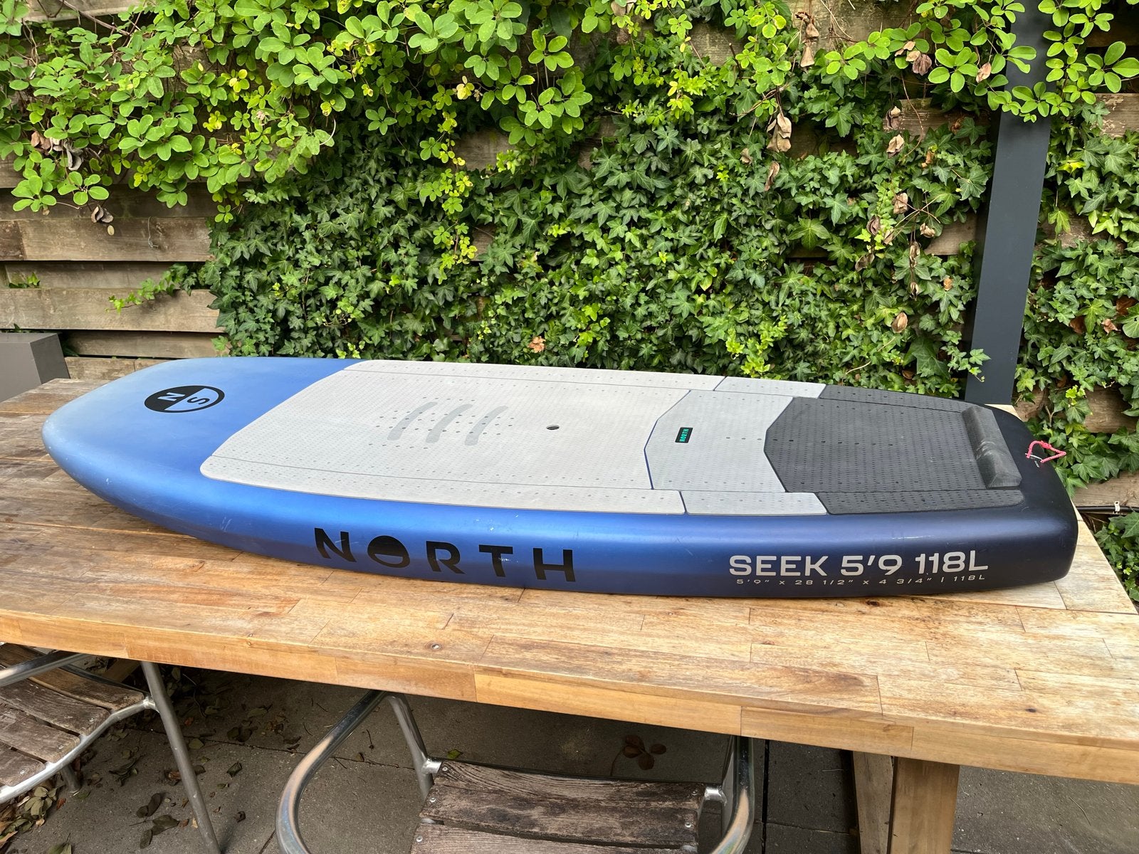 North Seek Wing Foil Board 5'9" 118L - Zo goed als nieuw, Ophalen, Zo goed als nieuw, Wingsurf-board