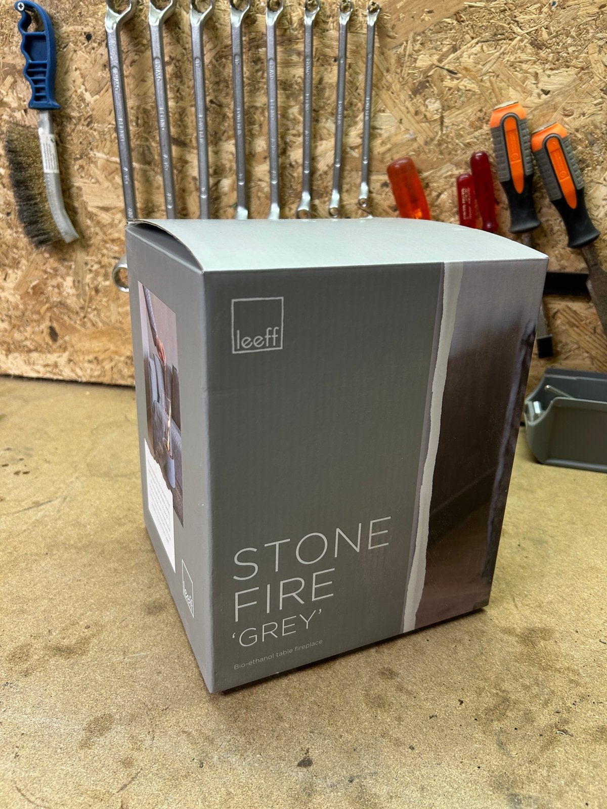 Sfeerhaard buiten / binnen Leeff Stone fire ‘grey’, Tuin en Terras, Ophalen of Verzenden, Nieuw