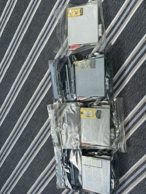 Te Koop : Epson T0441, T0442 , T0443 ,T0444 cartridges (N.V), Ophalen of Verzenden, Cartridge, Huismerk