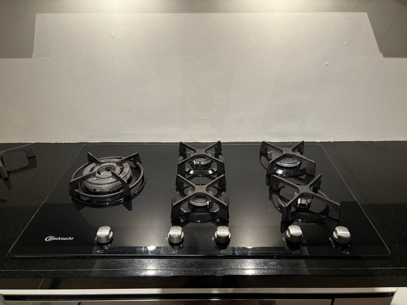 Bauknecht gasfornuis TGV5590SW - 5 pitten, inclusief extra's, Ophalen, Gebruikt, Inbouw, Gas