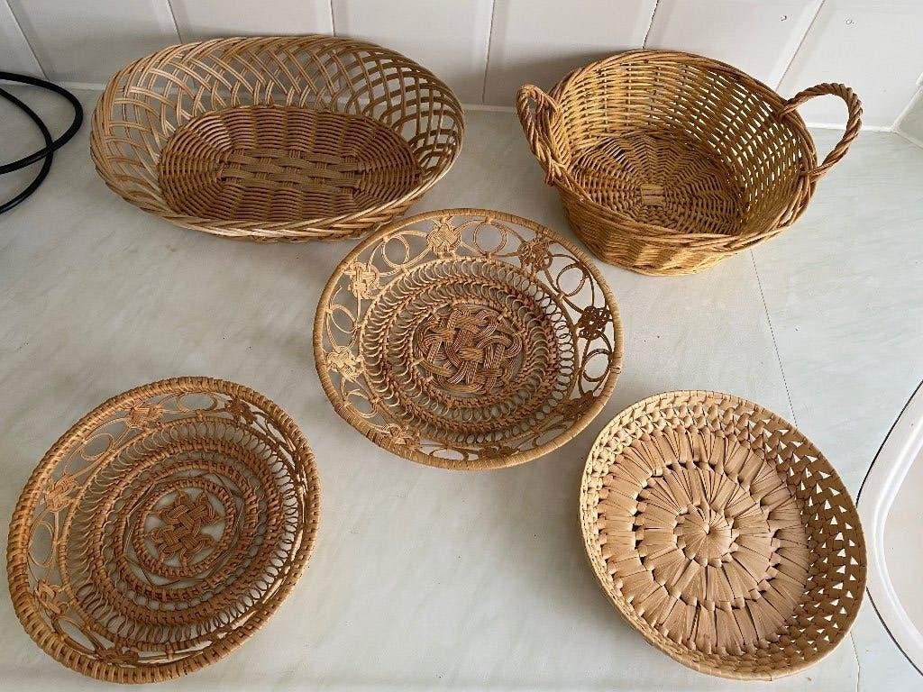 Ovale en ronde broodmanden, Overige materialen, Nieuw, Ophalen of Verzenden, Bord(en)