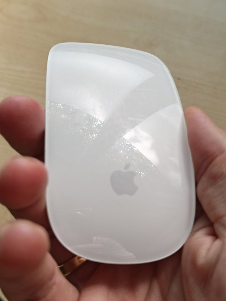 Apple Magic Mouse A1657, Computers en Software, Muizen, Muis, Gebruikt, Ophalen of Verzenden, Draadloos
