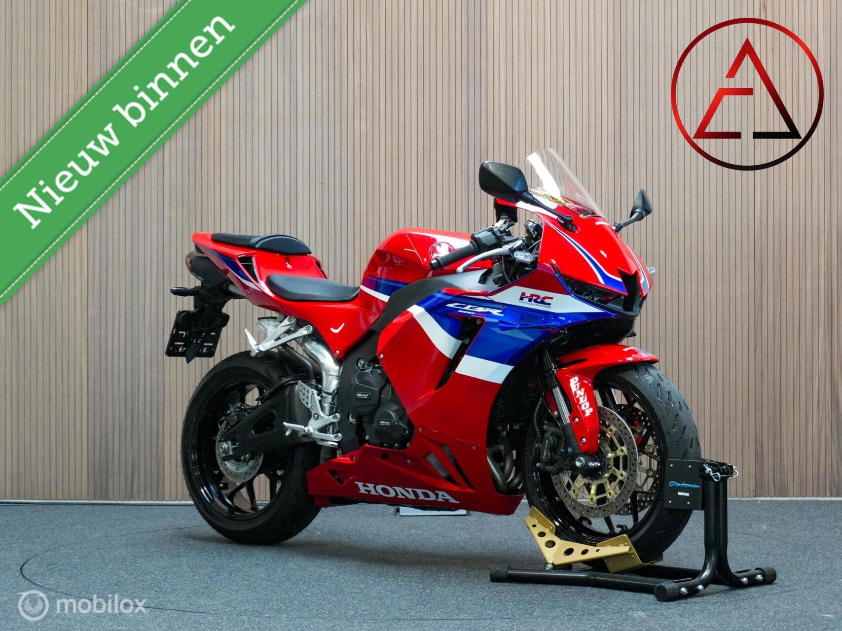 Honda CBR 600 RR 2024 - Akrapovic Titanium - Garantie 2028, Honda, Christiaan huygensweg 32D, Bedrijf, Sport