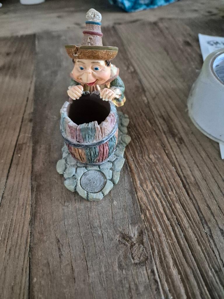 Laaf met ton The Laaf Collection zie foto, Verzamelen, Efteling, Zo goed als nieuw, Beeldje of Poppetje, Ophalen of Verzenden