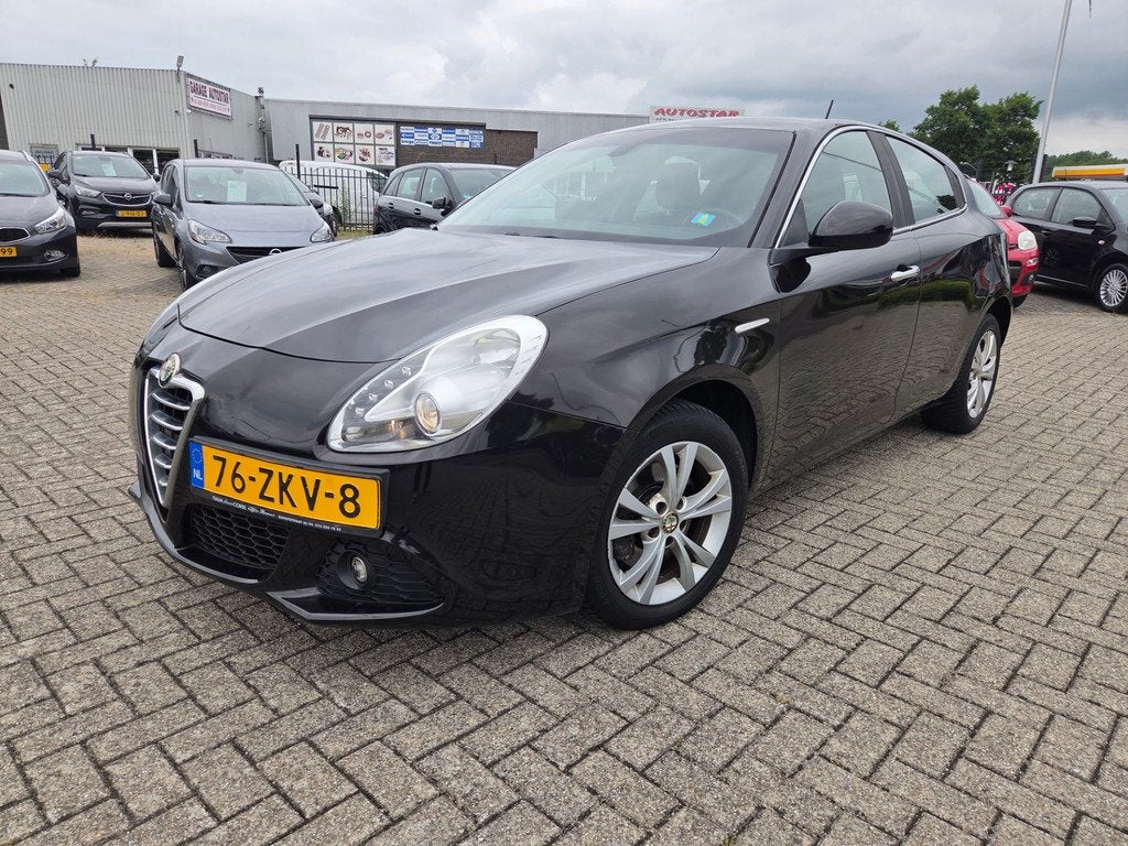 Alfa Romeo Giulietta 1.4 T Business Executive/NAVI/CRUIS, Auto's, Alfa Romeo, Voorwielaandrijving, Euro 5, Gebruikt, 4 cilinders