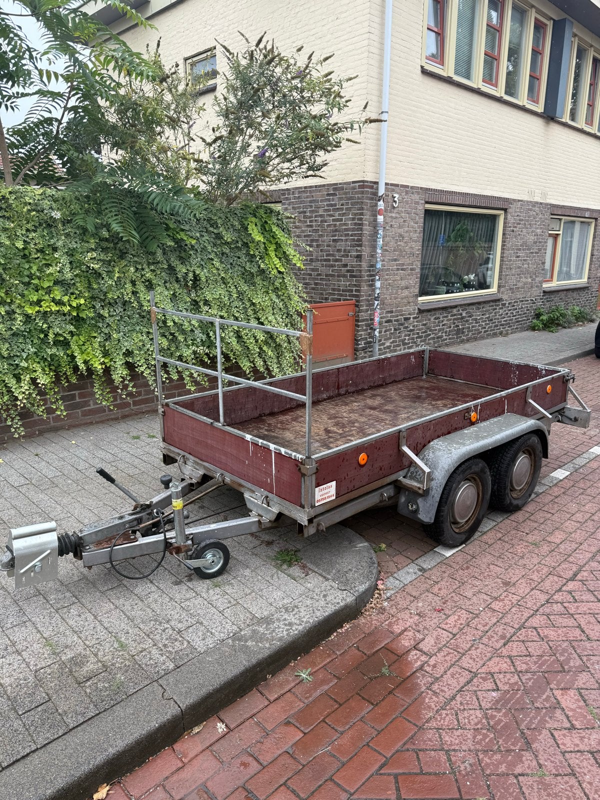 Aanhangwagen dubbelasser geremd, Ophalen, Gebruikt