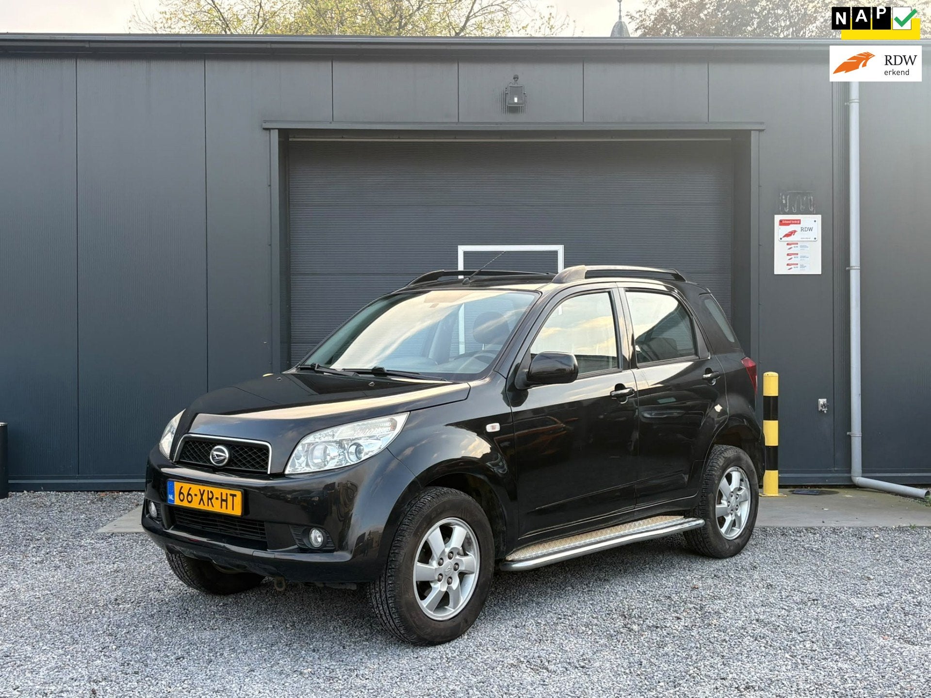 Daihatsu Terios 1.5-16v Expedition 2WD Eerste Eig Boekjes co, Auto's, 1350 kg, Gebruikt, Zwart, 400 kg