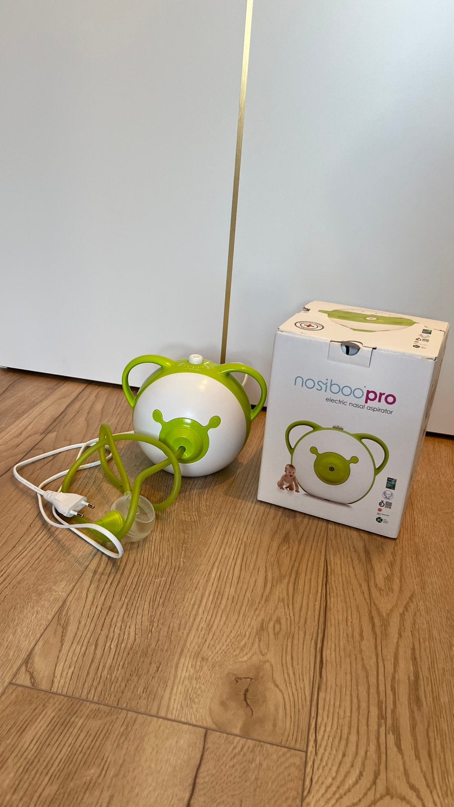 Nosiboo Pro elektrische neusasprator/neusteiniger, Ophalen of Verzenden, Zo goed als nieuw