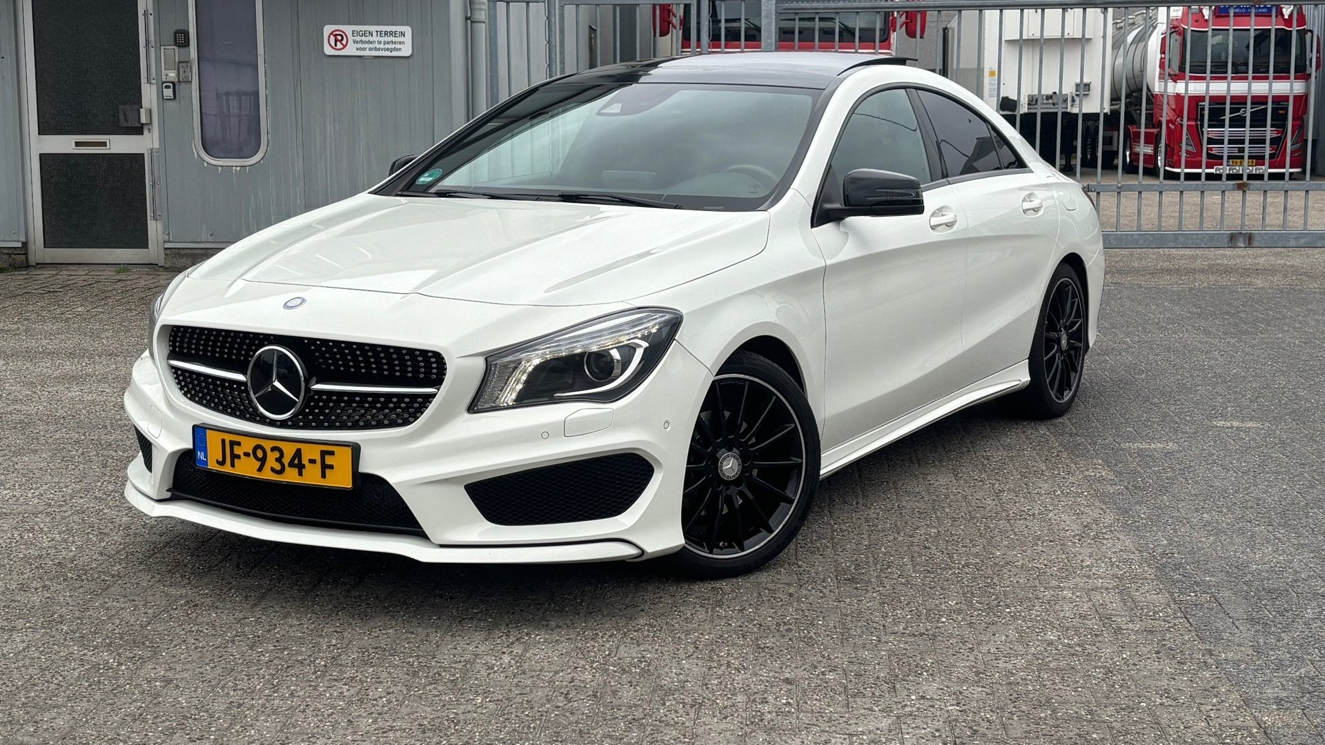 Mercedes-Benz CLA-klasse 200 Prestige, AMG, Pano, Navi, Stoe, Gebruikt, Euro 6, 715 kg, Wit
