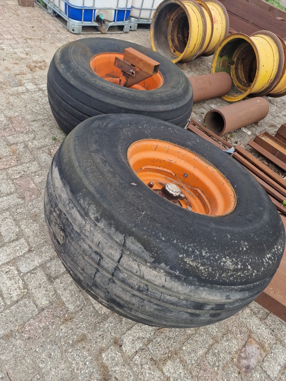 Diverse banden gratis, Ophalen of Verzenden, Overige merken