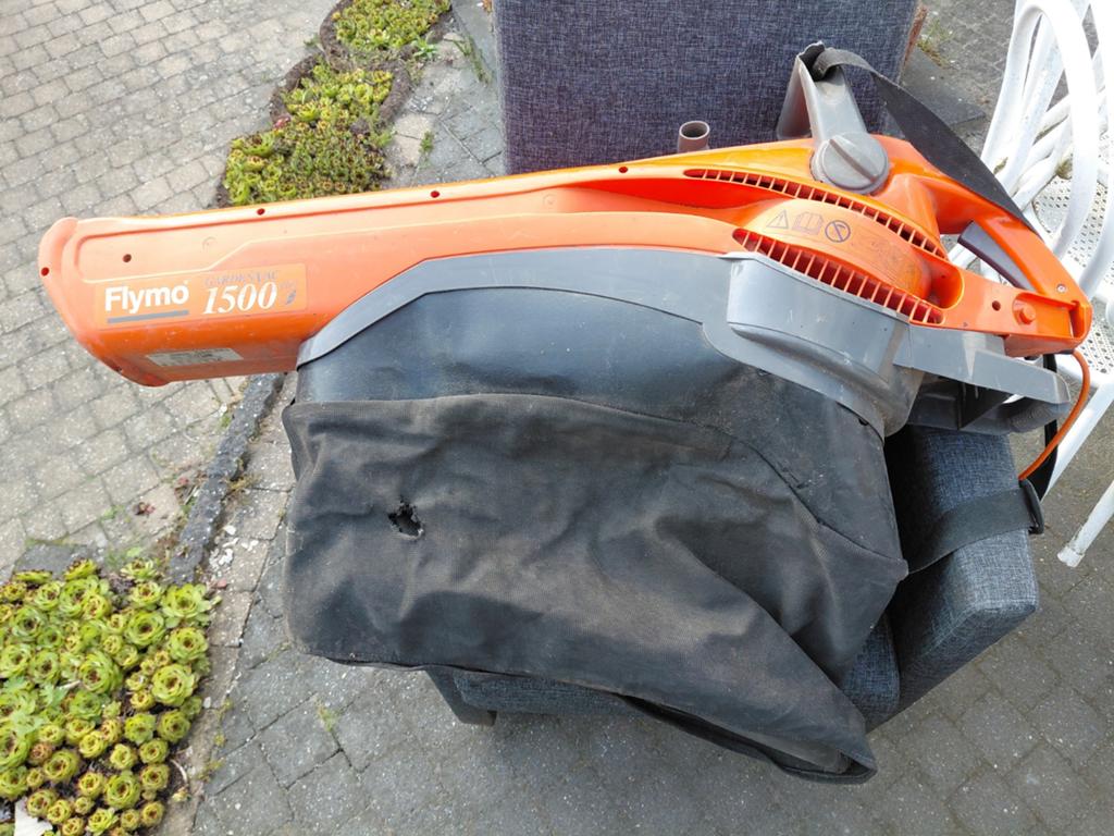 Flymo Gardenvac 1500 Plus Bladblazer/Bladzuiger, Ophalen, Gebruikt, Met opvangzak, Handgedragen