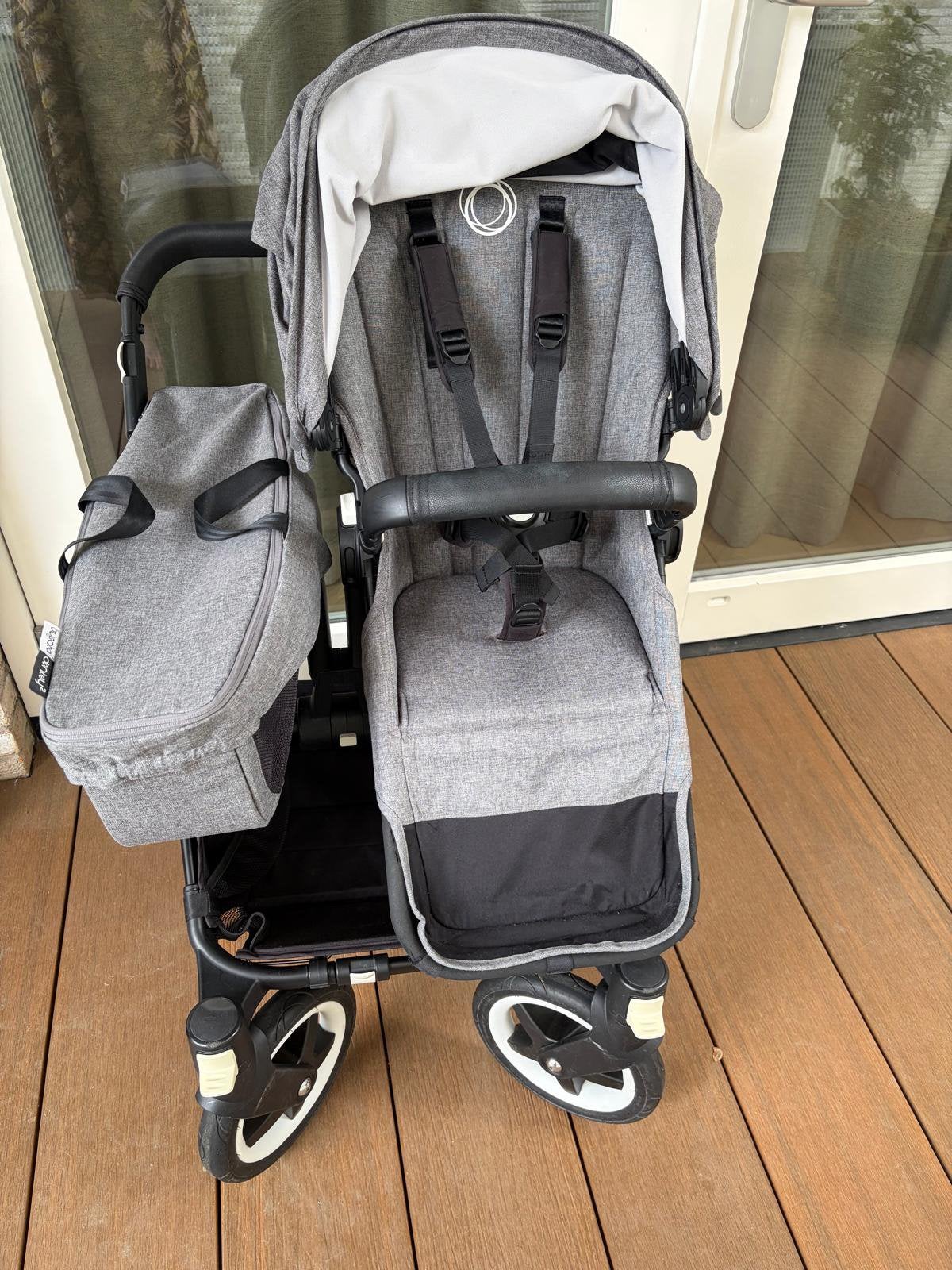 Bugaboo Donkey 2 Duo kinderwagen met reiswieg, Ophalen, Zo goed als nieuw, Kinderwagen of Buggy