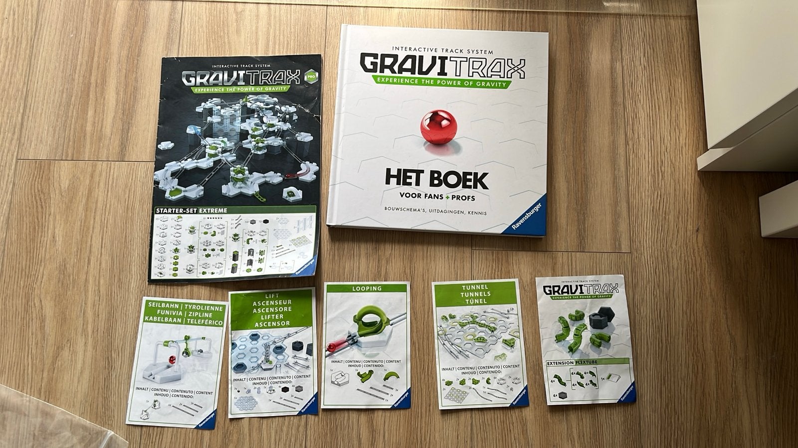Gravitrax Starter-Set Extreme & Het Boek - Uitbreidingen, Ophalen of Verzenden, Zo goed als nieuw, Bouwen