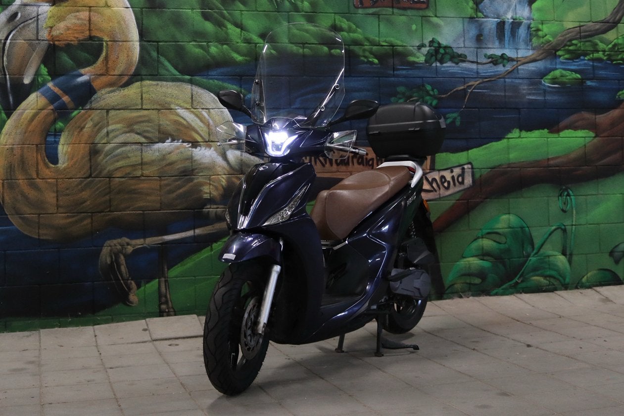 New kymco people s (2023), Fietsen en Brommers, Ophalen, Maximaal 45 km/u, Zo goed als nieuw, People S