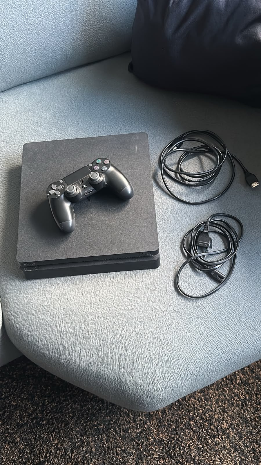 Playstation 4 slim, Spelcomputers en Games, Spelcomputers | Sony PlayStation 4, Ophalen of Verzenden, Zo goed als nieuw, Met 1 controller