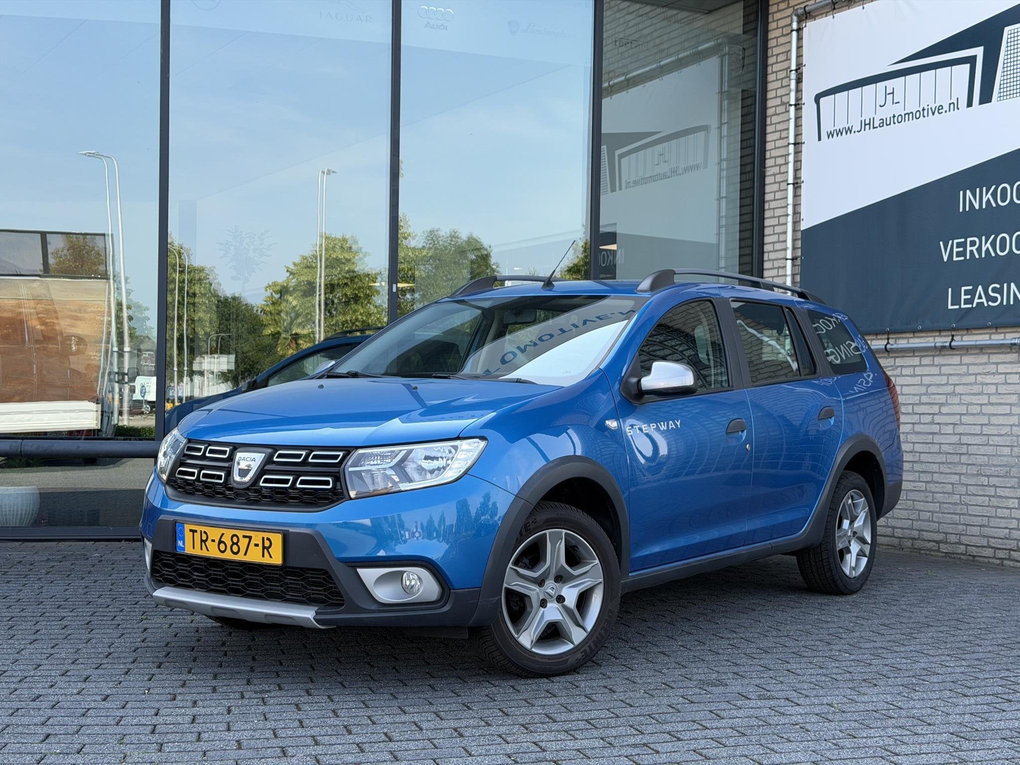 Dacia Logan MCV 0.9 TCe Stepway*NAVI*CRUISE*A/C*BLUETOOTH*LM, Auto's, Dacia, Voorwielaandrijving, 898 cc, Stof, Gebruikt