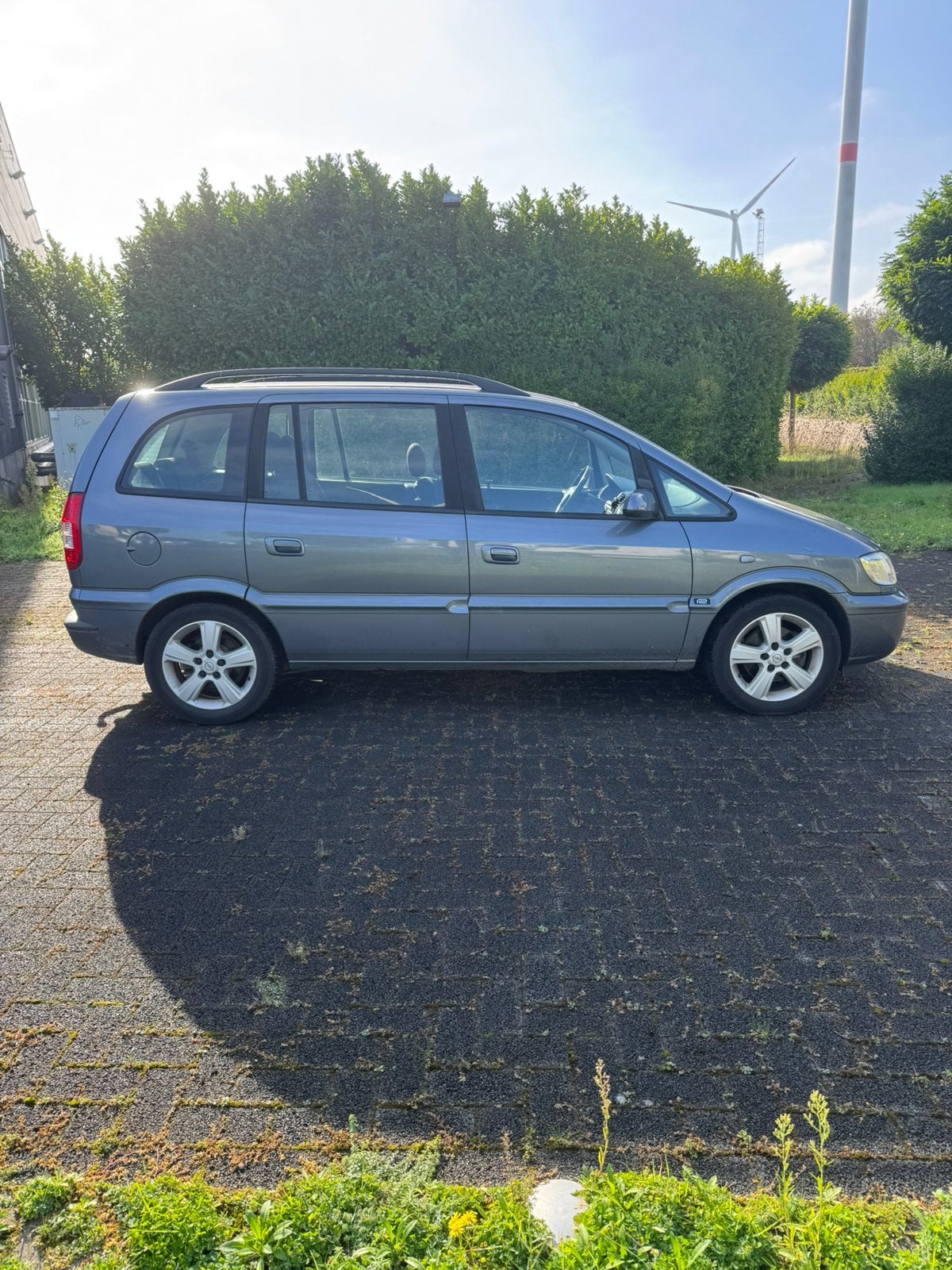 Opel Zafira 7 persoons AUT LPG G3 2004 Grijs, Auto's, Stof, 4 cilinders, Zafira, Grijs