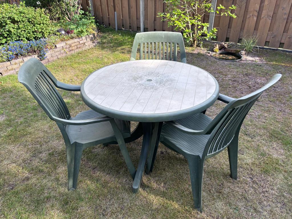 Hartman tuin set, tafel met drie stoelen, Ophalen of Verzenden, Gebruikt, Kunststof, 3 zitplaatsen