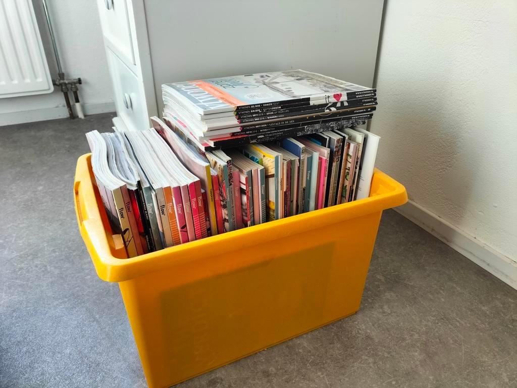 Doos vol tijdschriften, Ophalen, Gelezen