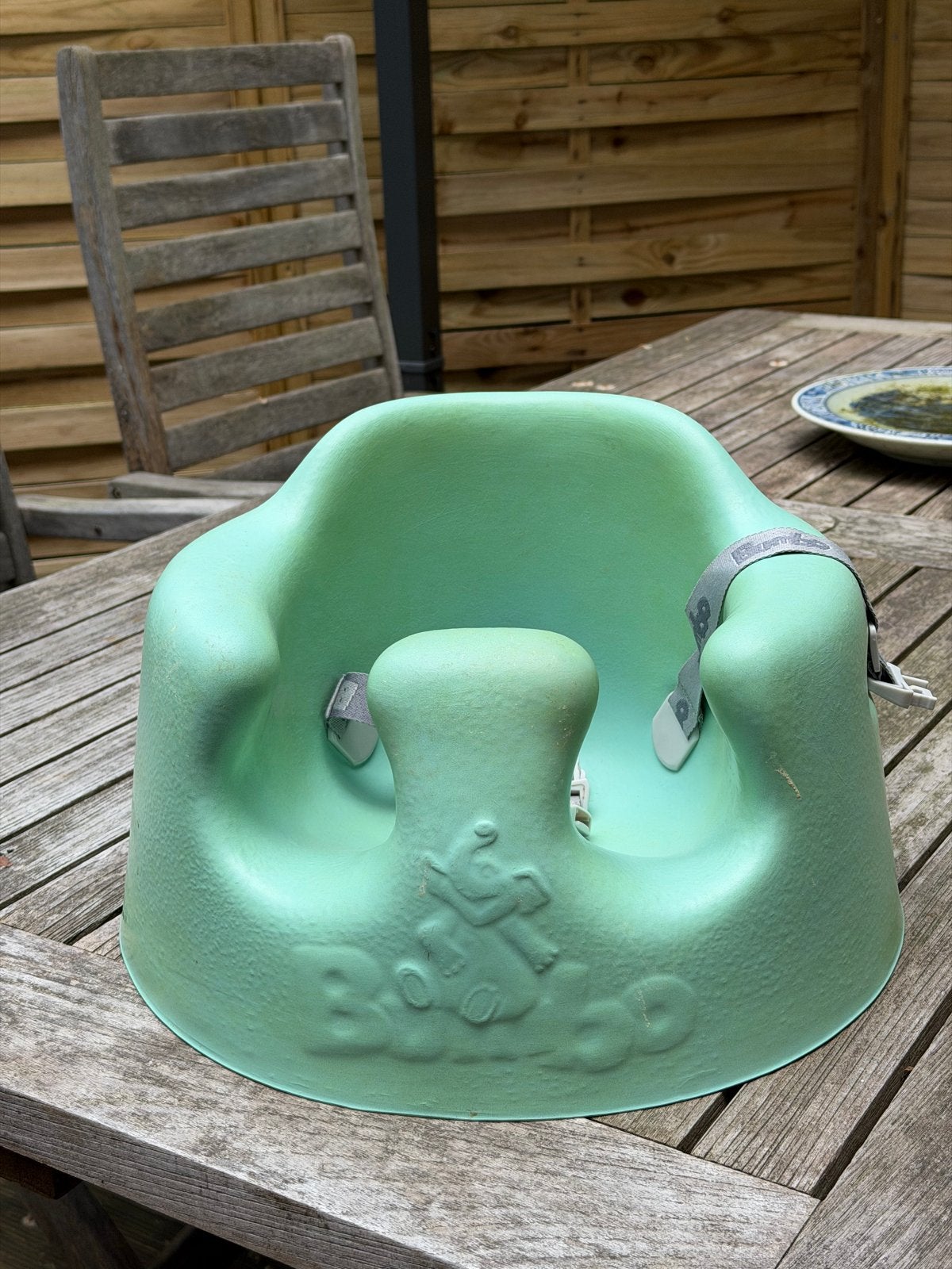 Bumbo Babyzitje - Groen met Gordel, Gebruikt, Overige typen, Ophalen of Verzenden, Gordel(s)