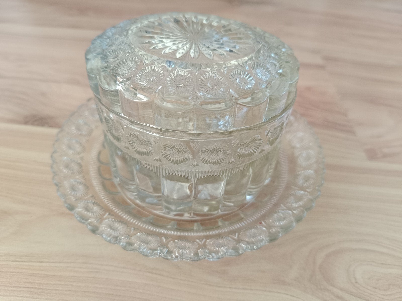 Vintage glazen botervloot/ bonboniere met deksel en schotel, Ophalen