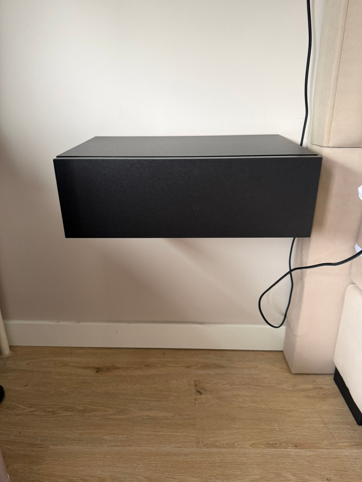 2x zwevende nachtkastjes, Ophalen, Minder dan 30 cm, Radiator, Minder dan 60 cm