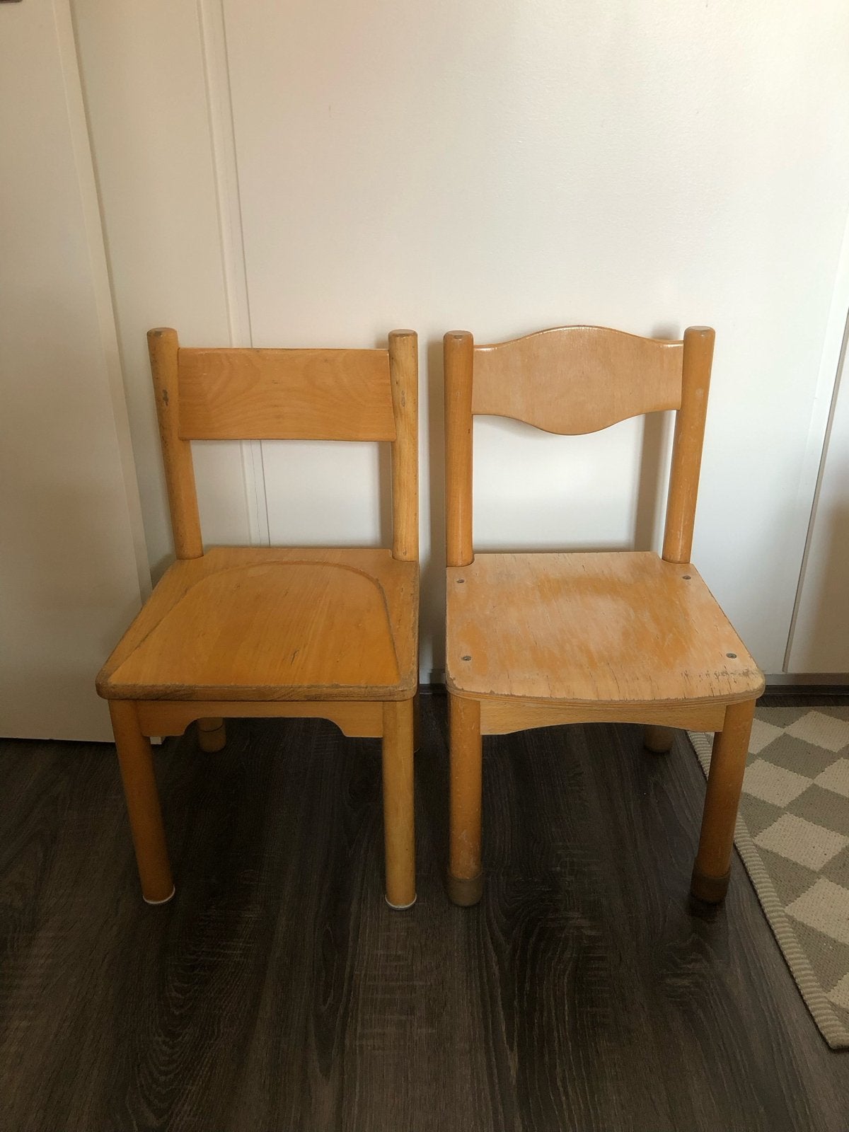Schilte kinderbureau met stoel 2x, Kinderen en Baby's, Kinderkamer | Tafels en Stoelen, Ophalen, Gebruikt, Tafel(s) en Stoel(en)