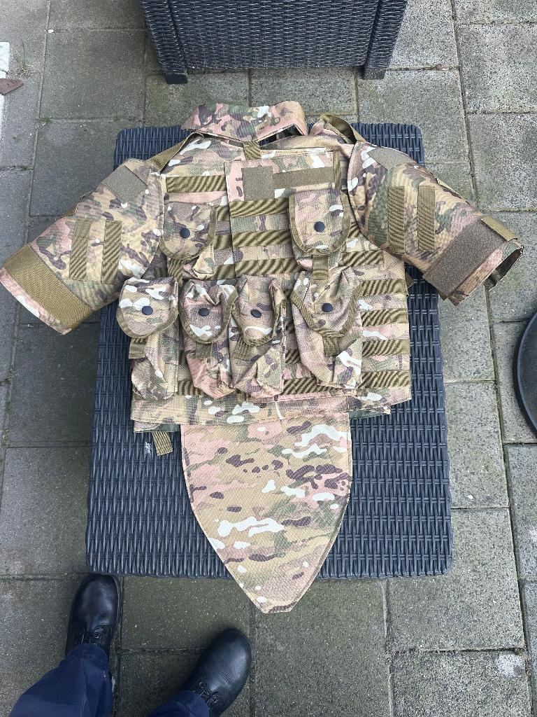 Multicam hoes/vest voor kogel/scherf werende platen, Ophalen, Landmacht, Overige gebieden, Kleding of Schoenen