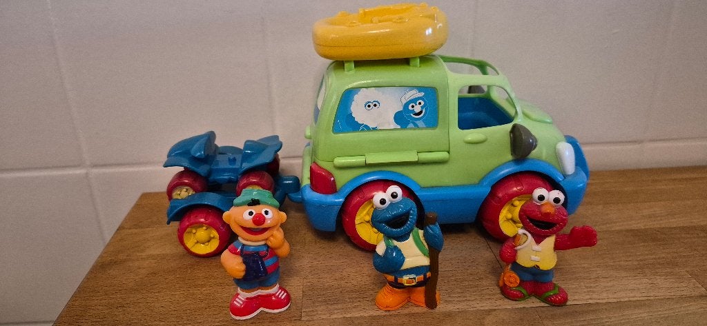 Sesamstraat speelset met auto, quad en figuren, Ophalen of Verzenden, Gebruikt, Jongen of Meisje