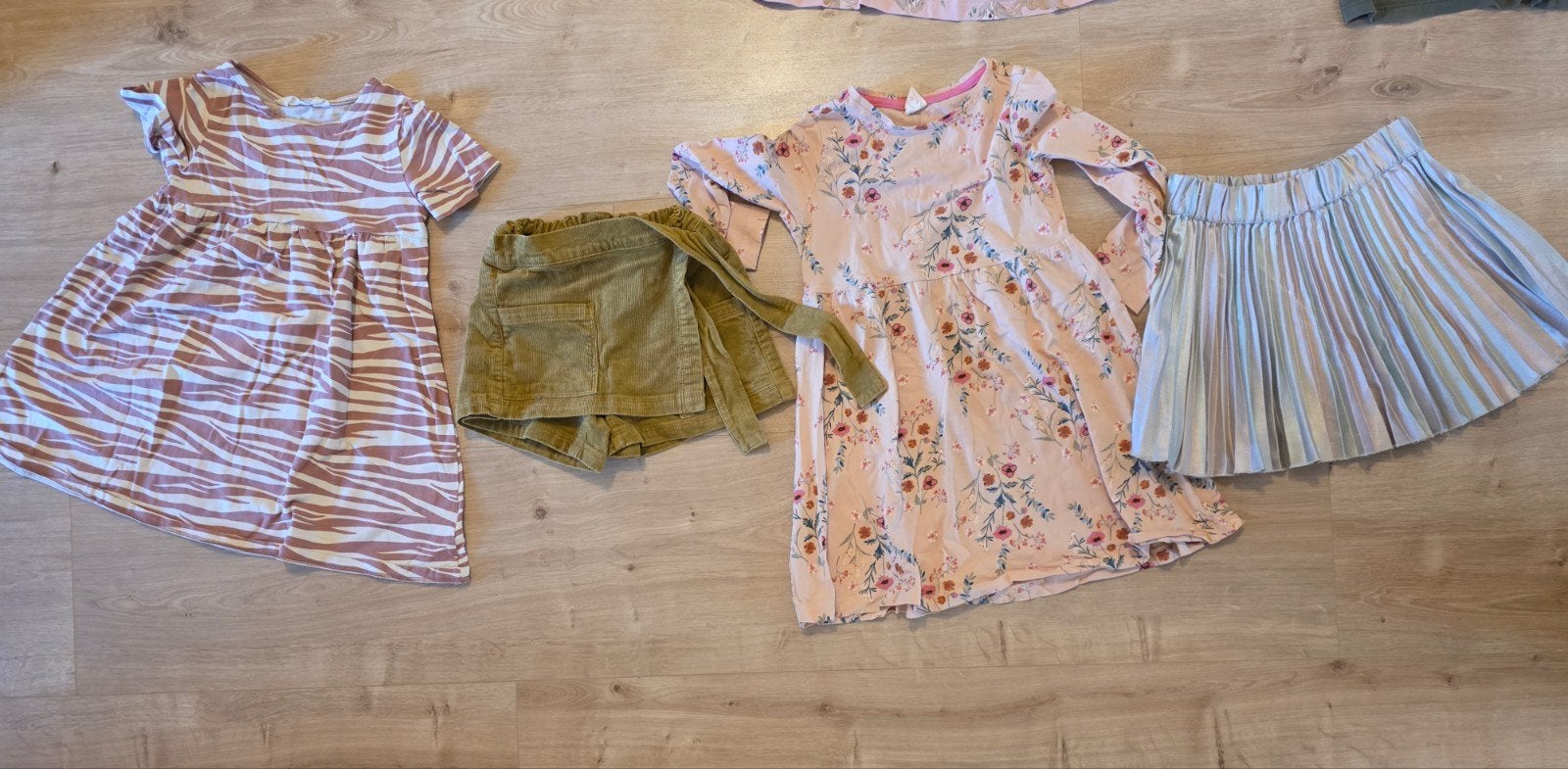 groot meisjes kleding pakket maat 98/104., Ophalen of Verzenden