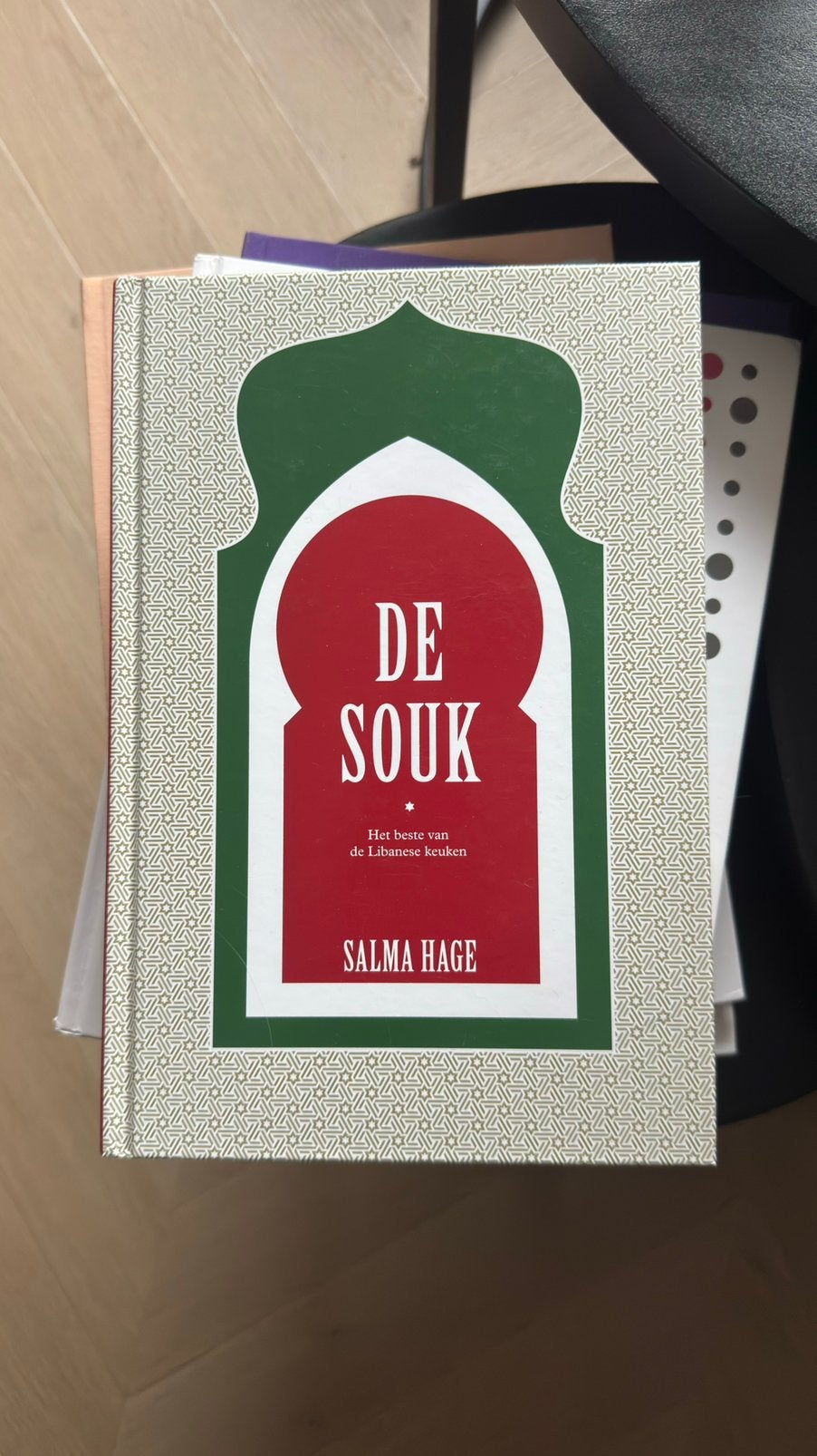 De Souk Salma Hage, Ophalen of Verzenden, Zo goed als nieuw, Overige thema's