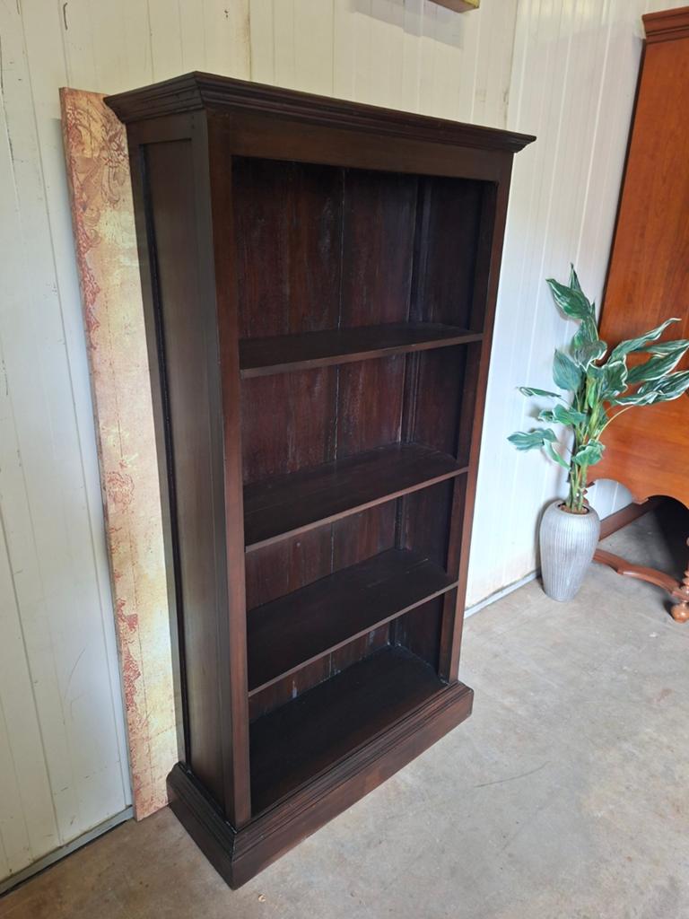 Koloniaal teakhouten boekenkast afm: 98x34m en 180cm hoog., Ophalen of Verzenden, 25 tot 50 cm, 150 tot 200 cm